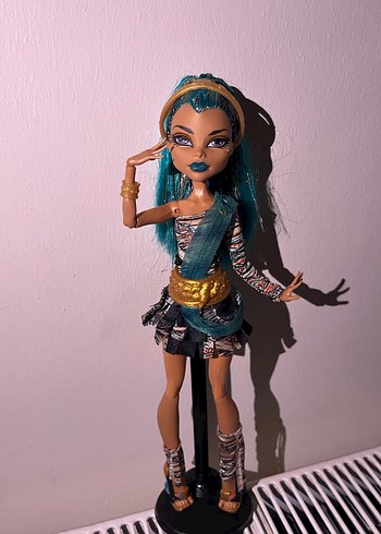 monster high nefera basic