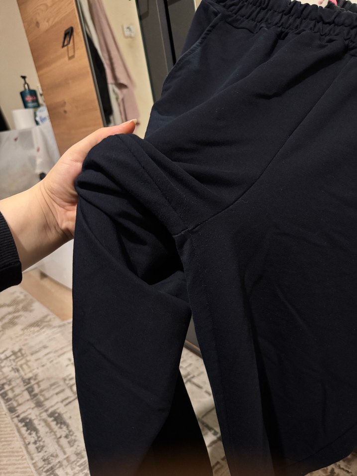 Siyah Kadın Rahat Kesim Spor Eşofman - Görsel 3