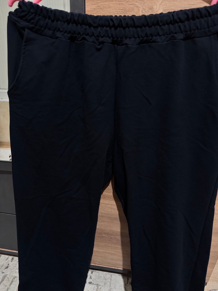 Siyah Kadın Rahat Kesim Spor Eşofman - Görsel 2