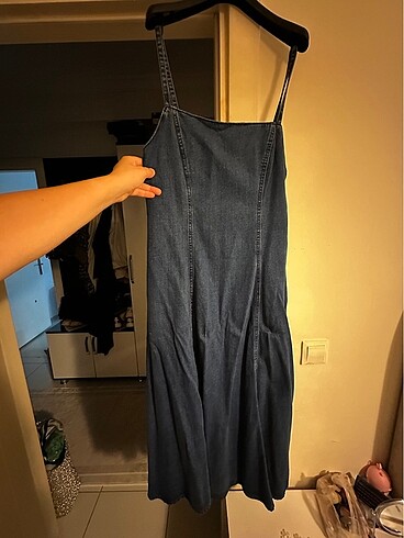 l Beden Zara askılı elbise