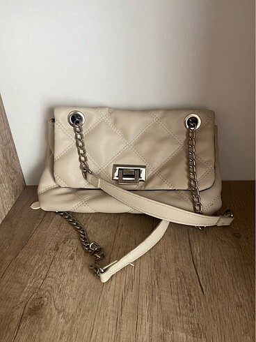 Stradivarius bej çanta