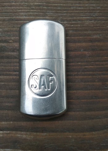 SAF Görseli yazılı benzinli çakmak