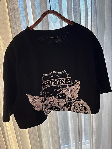 Kısa crop tshirt