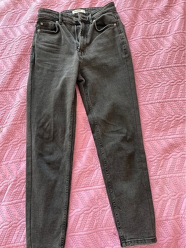 Pull bear slim fit mom jean