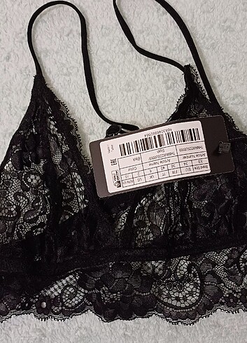 Trendyol & Milla Dantelli siyah bralet