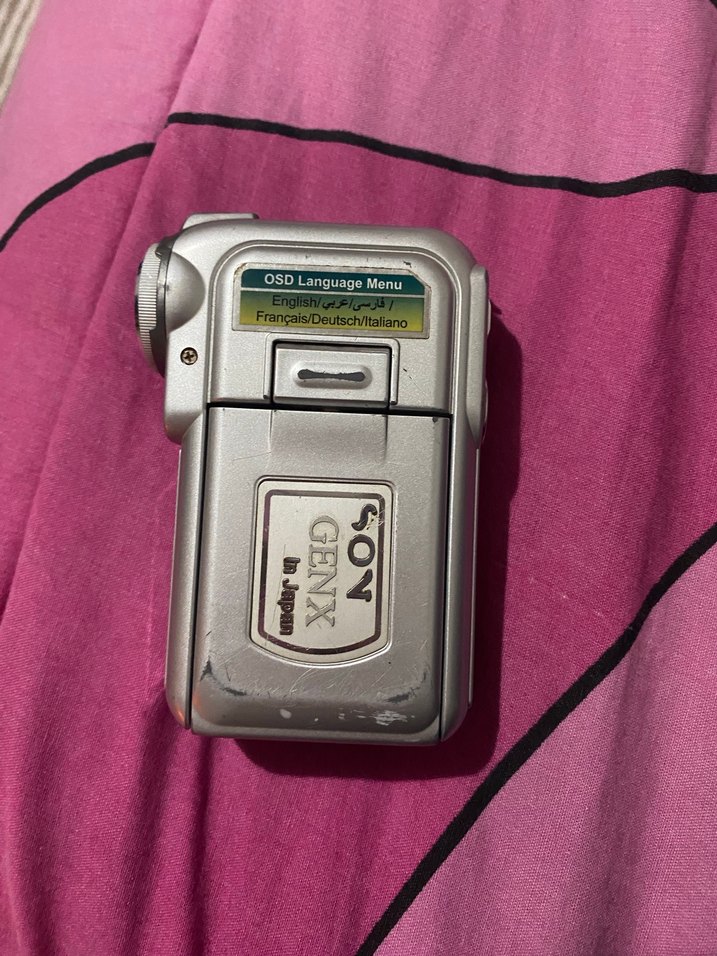 Gri Dijital Kamera - Görsel 2