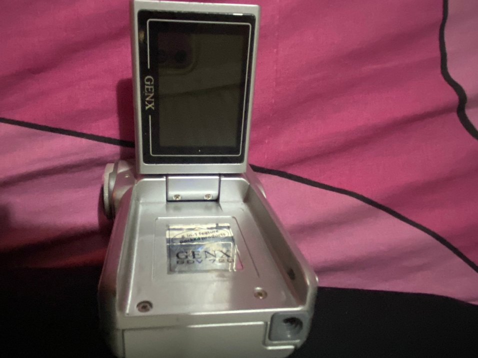 Gri Dijital Kamera - Görsel 4