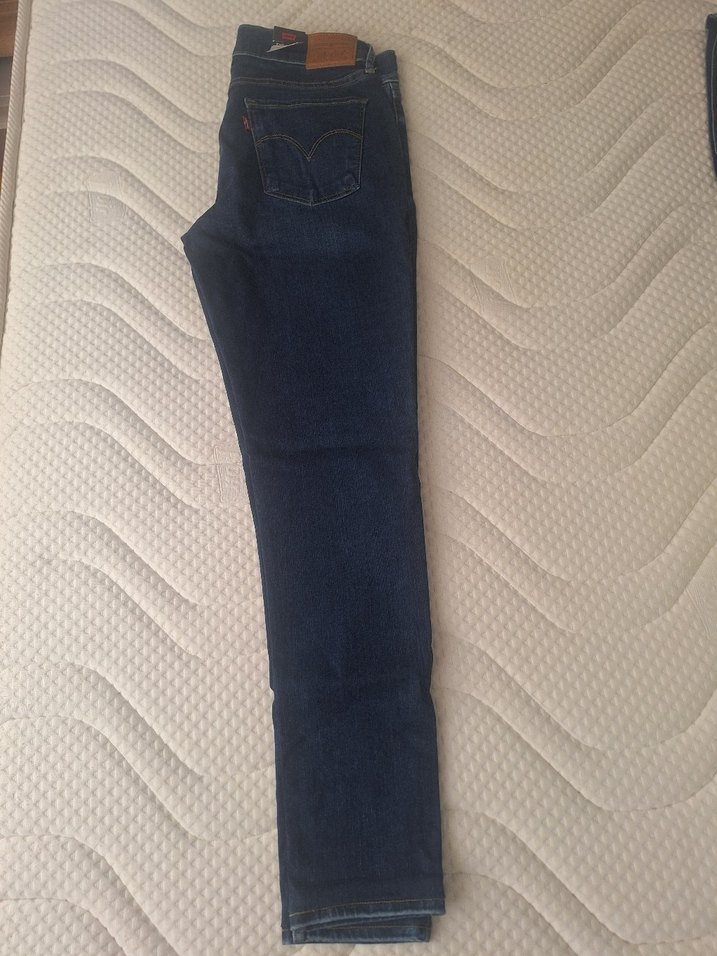 Levis 710 Dar Kesim Mavi Jean — görsel 3/7