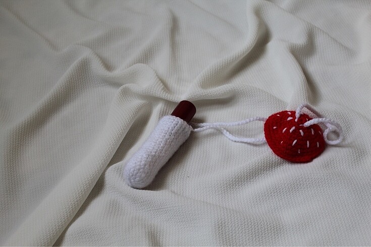 diğer Beden Lipbalm kılıfı