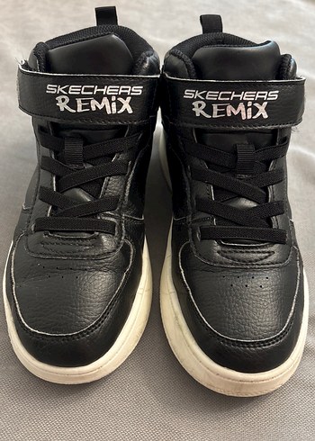 35 Beden siyah Renk Siyah Erkek Çocuk kışın Spor Ayakkabı skechers. 35 boy