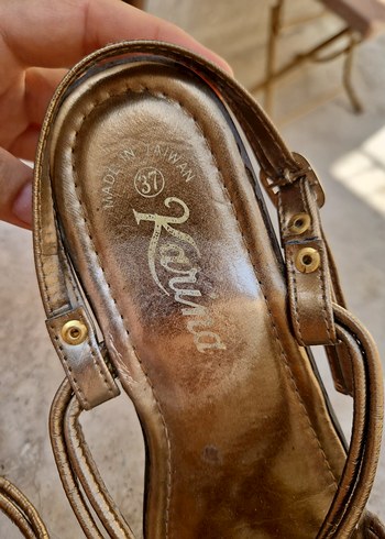 Zara Altın Rengi Kadin Sandalet