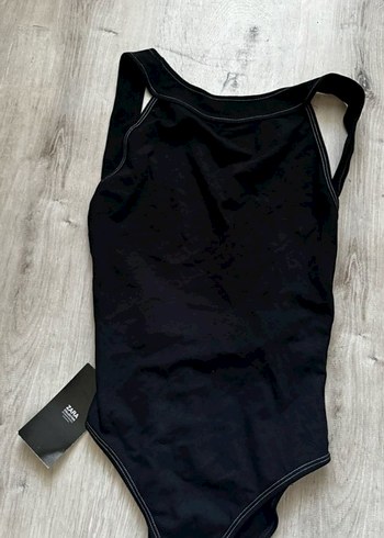 zara siyah sırtı açık body , mayo