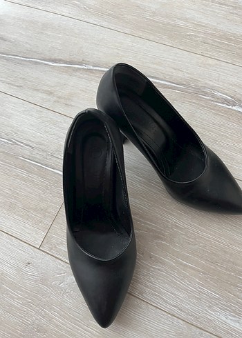Diğer Siyah Minimalist Stiletto Topuklu Kadın Ayakkabı