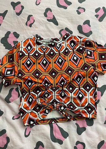 Kısa Kollu Büzgülü Mini Bluz - Görsel 2