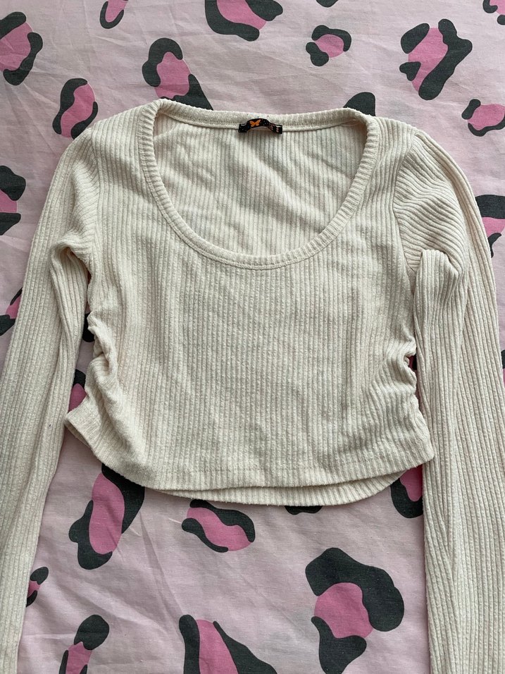 Beyaz Uzun Kollu Crop Top - Görsel 2