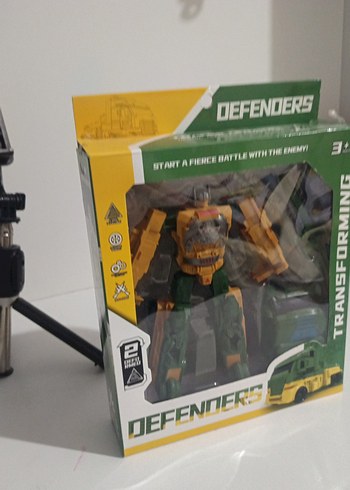DEFENDERS Sarı Dönüşebilen Aksiyon Figürü - Görsel 3