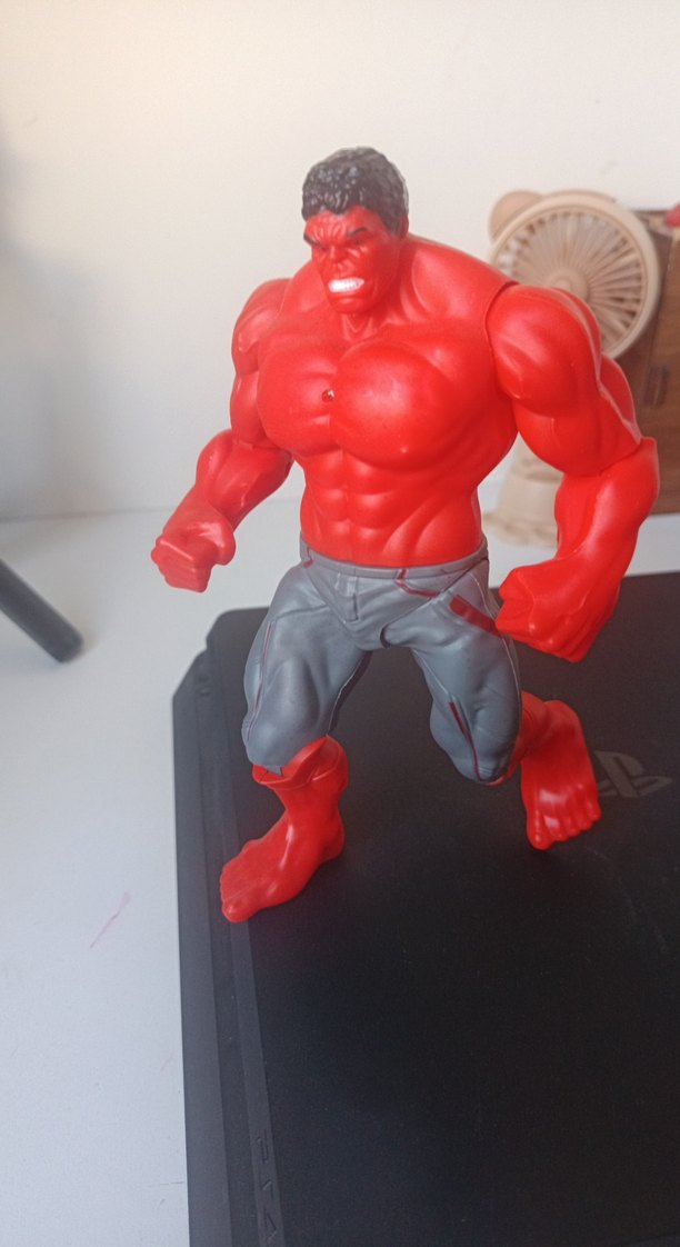 Red Hulk Full Eklemli Aksiyon Figürü - Görsel 2