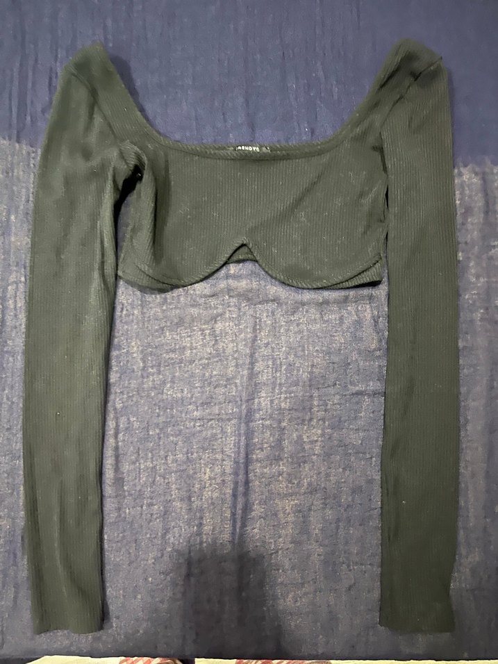 Kadın siyah Triko Crop Top Uzun Kollu - Görsel 3