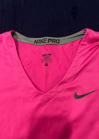 NikePro Pembe V Yaka Kısa Kollu Tişört - Görsel 2