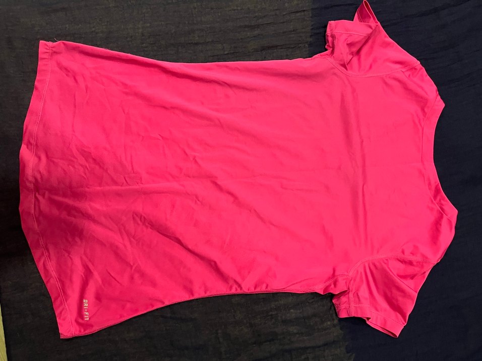 NikePro Pembe V Yaka Kısa Kollu Tişört - Görsel 3
