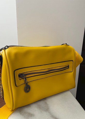 Sarı Deri Kadın Çapraz Çanta - Görsel 4