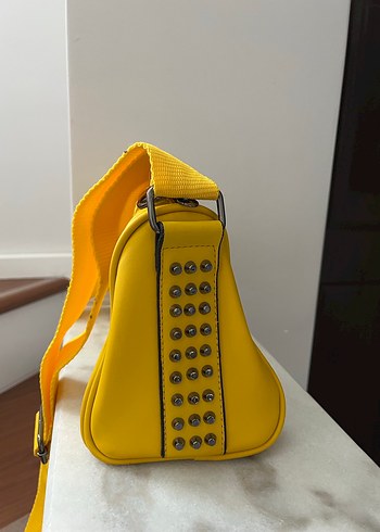 Sarı Deri Kadın Çapraz Çanta - Görsel 2