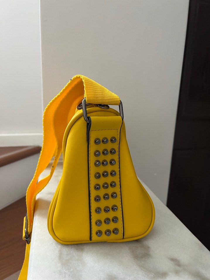 Sarı Deri Kadın Çapraz Çanta - Görsel 2