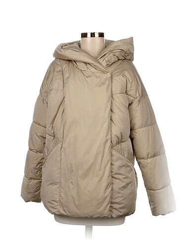 Stradivarius Mont %70 İndirimli.