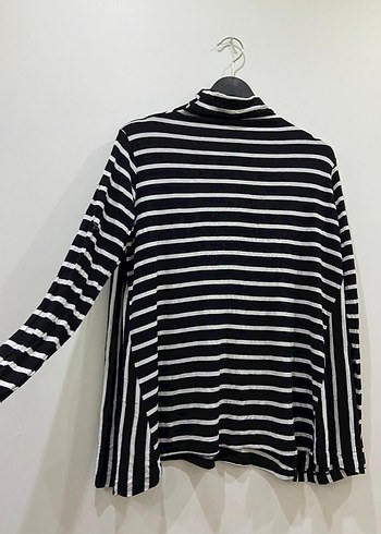 Siyah Gri Çizgili Pliseli Balıkçı Yaka Triko - Görsel 4