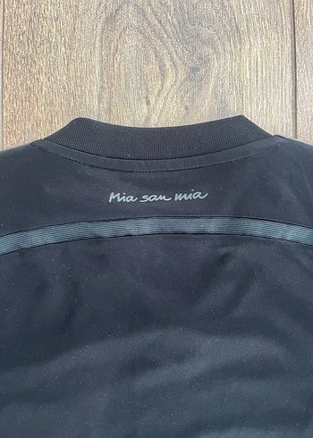 Bayern Münih 2014 2015 sezon 3. forma - Görsel 3