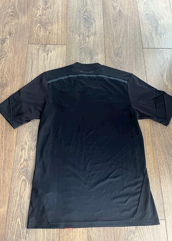 Bayern Münih 2014 2015 sezon 3. forma - Görsel 2