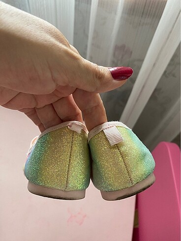 32 Beden Unicorn H&M marka ayakkabı