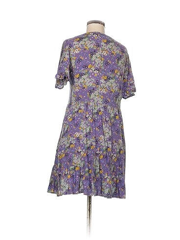 40 Beden Vintage Love Kısa Elbise %70 İndirimli.