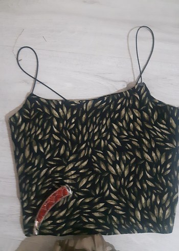 Kısa Bol Kesim Kahverengi Şort ve crop Hediyeli - Görsel 6