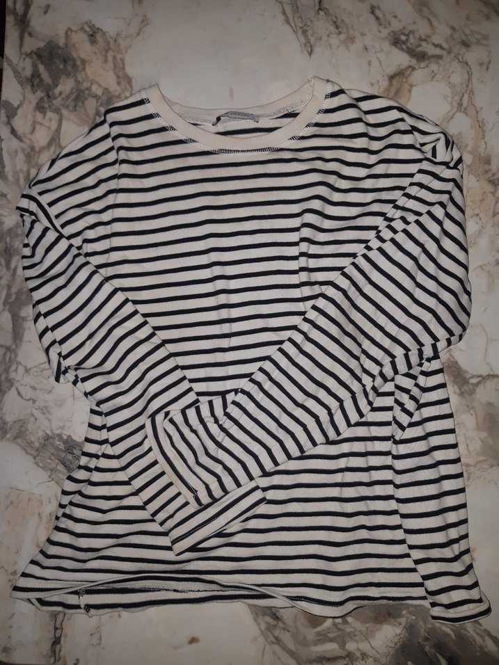 Beyaz Çizgili Uzun Kollu Bluz - Görsel 2