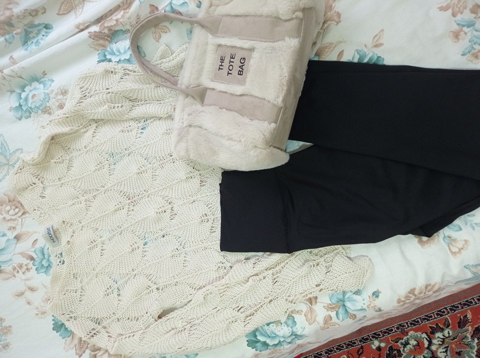 Beyaz Mini Örgü Üst - Görsel 2