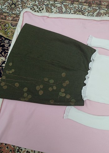 Düğmeli Nakışlı diz üstü Etek - Görsel 3