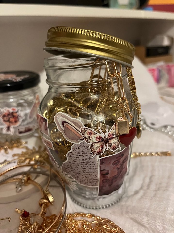 Gizemli takı kavanozu - Görsel 3