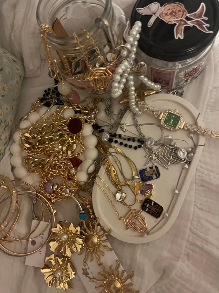 Gizemli takı kavanozu - Görsel 2