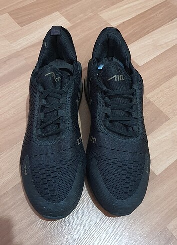 Nike Nike Air 270 Siyah Spor Ayakkabı