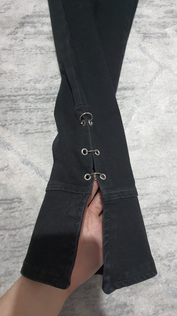 Trendyol Paça Detaylı Siyah Pantolon - Görsel 5