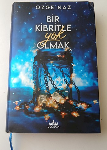 Özge Naz - Bir Kibritle Yok Olmak