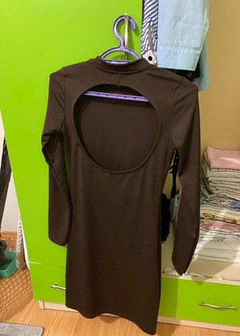 Uzun Kollu Kahverengi Kadın Elbise sırt dekolteli - Görsel 2