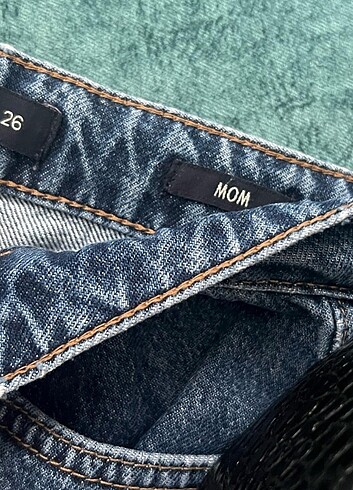 Mom Jean