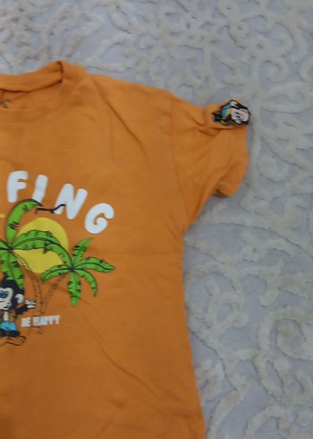 Sarı Baskılı Düğmeli Erkek Tişört - Görsel 3