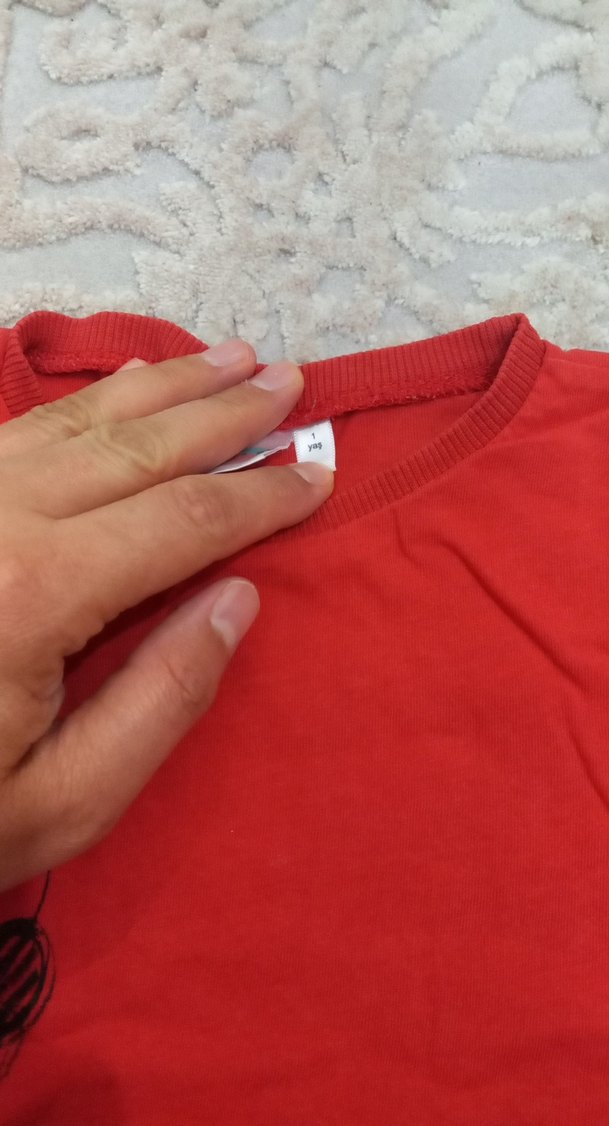 Kırmızı Mickey Mouse Baskılı Erkek Tişört - Görsel 5