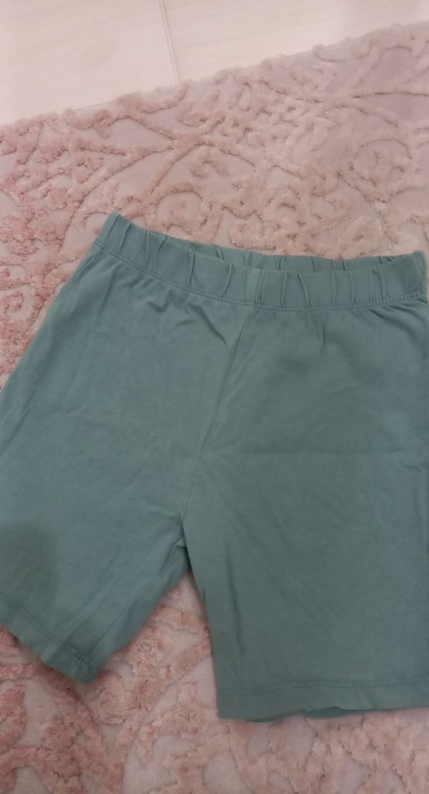 Yeşil Rahat Kesim Kız Şortu - Görsel 3