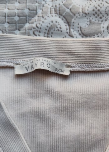 s Beden crop bluz