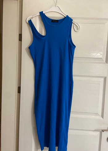 LC Waikiki Mavi midi elbise