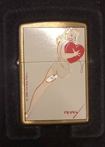 Zippo petty girl - Görsel 3